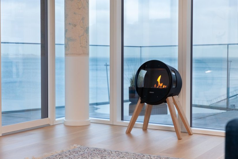 Aduro B1 s bočním prosklením