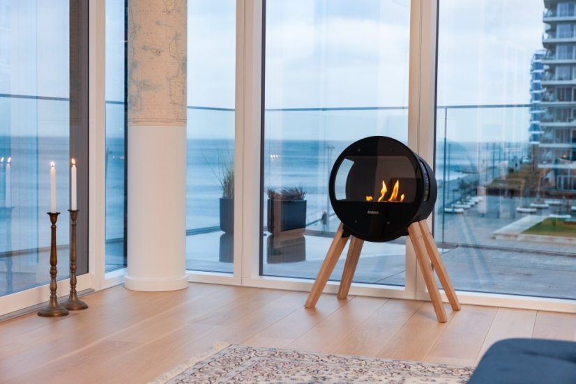 Aduro B1 s bočním prosklením